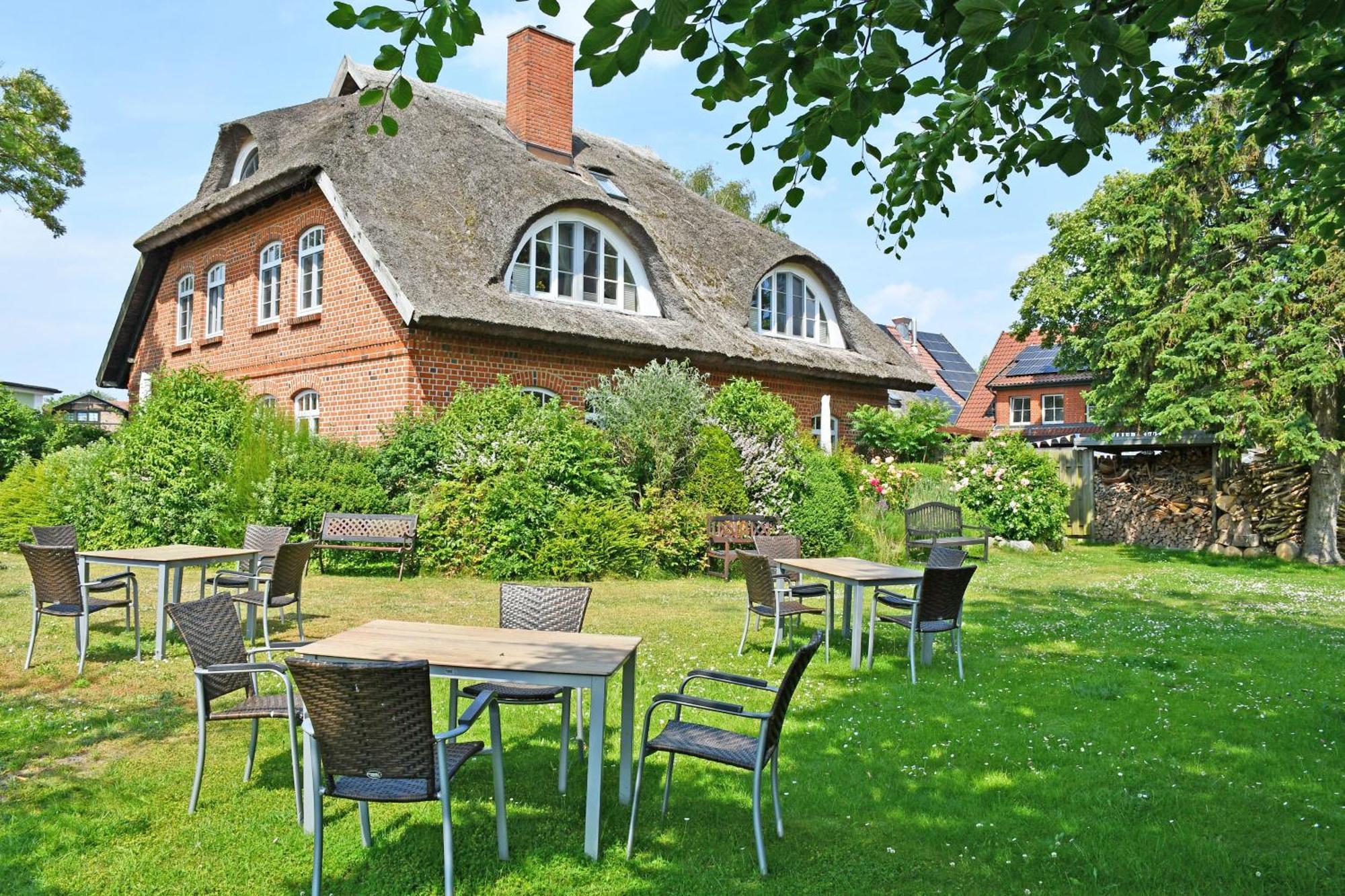 Landhaus Am Deich มิดเดลฮาเกน ภายนอก รูปภาพ