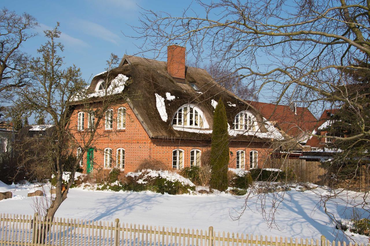 Landhaus Am Deich มิดเดลฮาเกน ภายนอก รูปภาพ