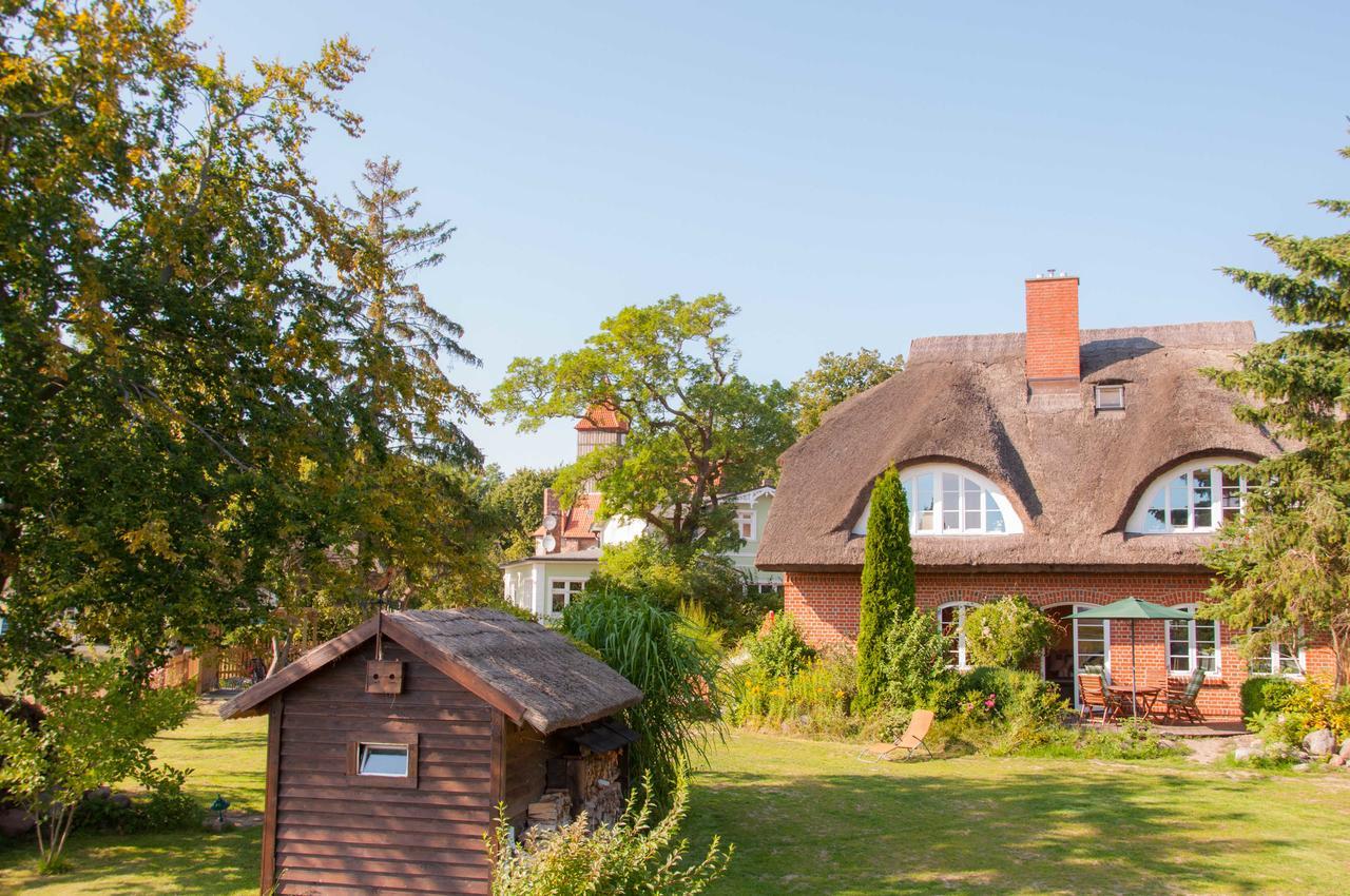 Landhaus Am Deich มิดเดลฮาเกน ภายนอก รูปภาพ